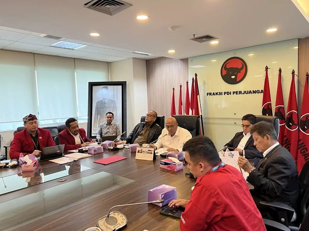 Komisi VII DPR Periode 2024-2029 Diminta Konsisten Batalkan Power Wheeling