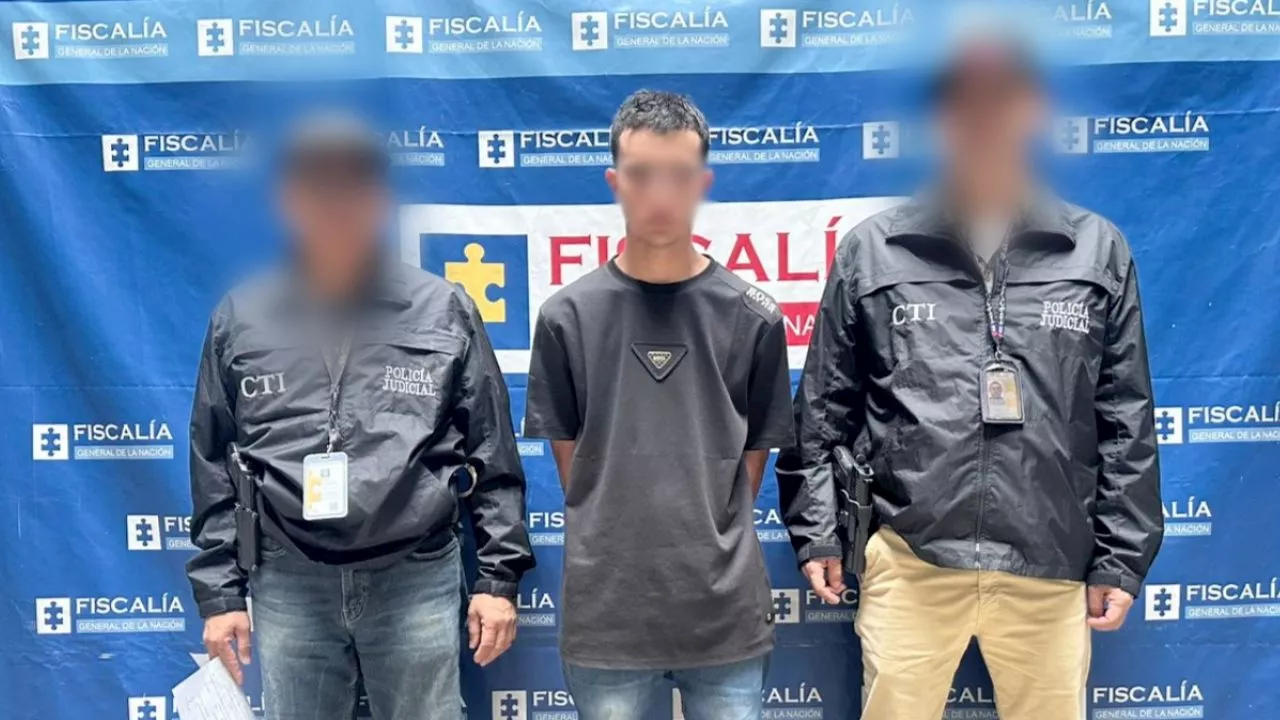 Fiscalía imparte medida de aseguramiento a un hombre acusado de 40 hurtos en un almacén de cadena en Medellín