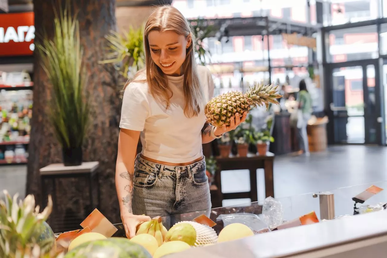 This fruit is an essential ally for women's health, and here's why