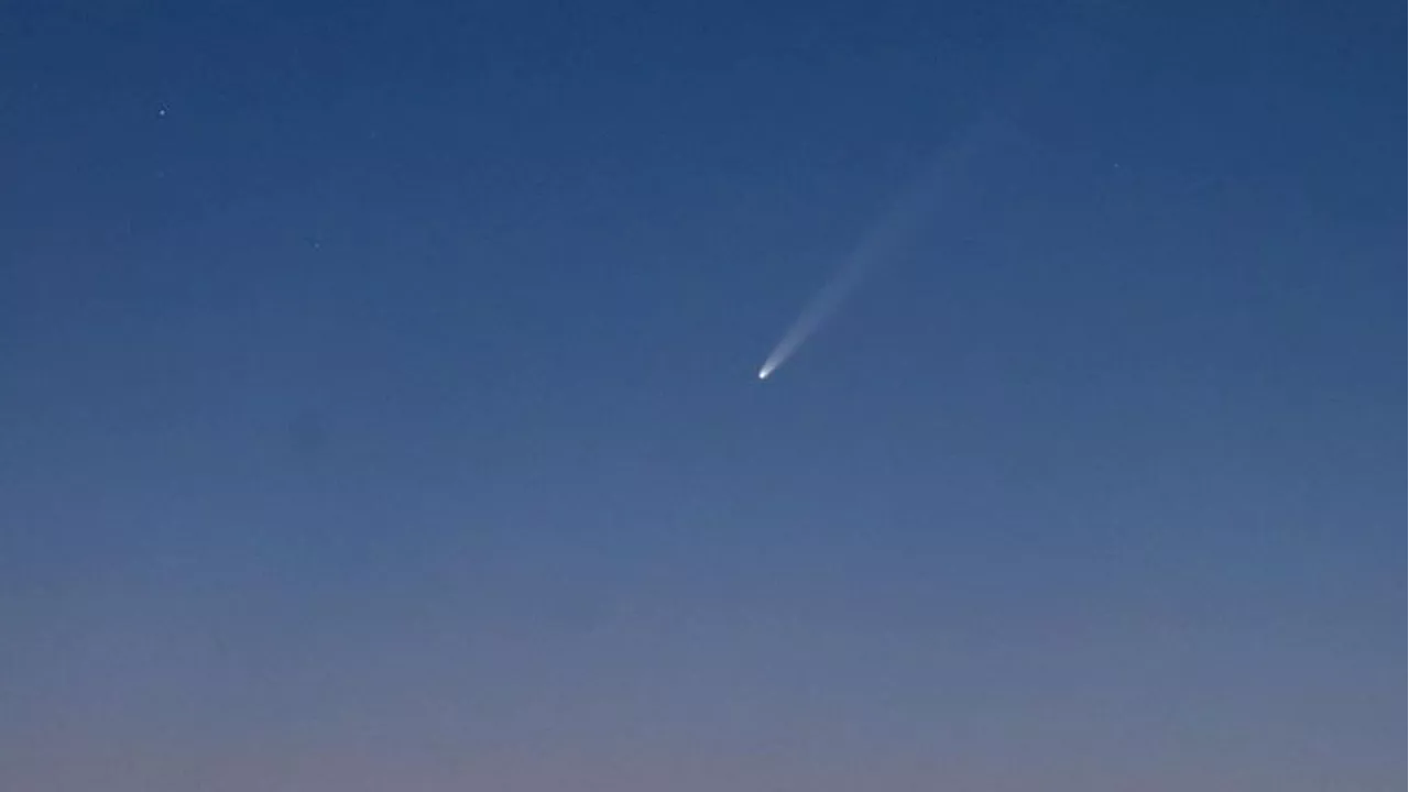 Rare sighting: Comet A3 visible with the naked eye in early mornings