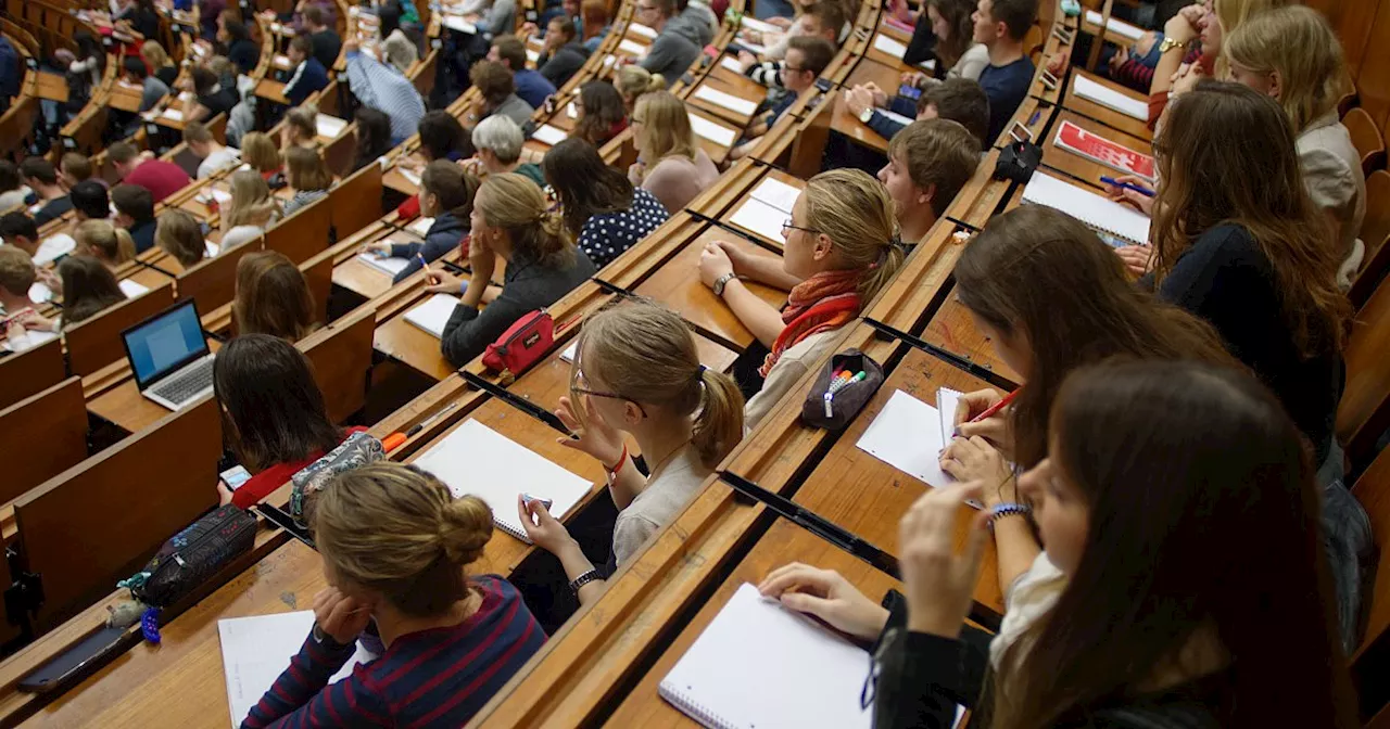 Stipendien für Studenten in OWL: Warum immer mehr private Förderer spenden