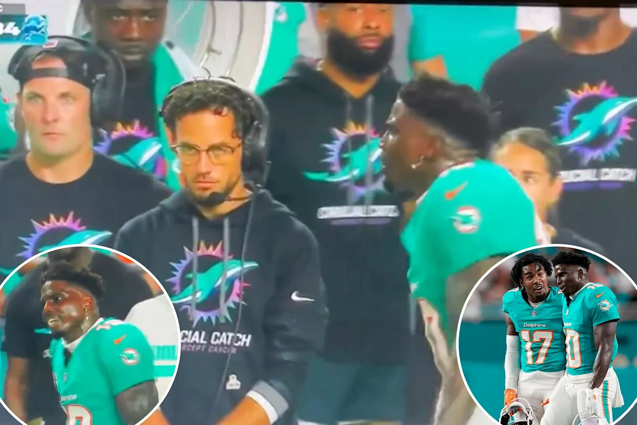 Tyreek Hill erupts on sideline during Dolphins' ugly 'Monday Night Football' loss