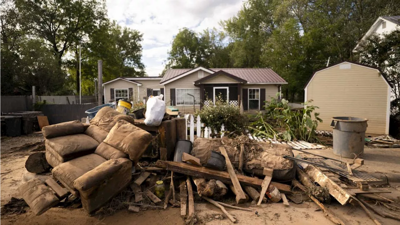 Tormenta e Inundaciones Dejan Más de 100 Muertos en Estados Unidos