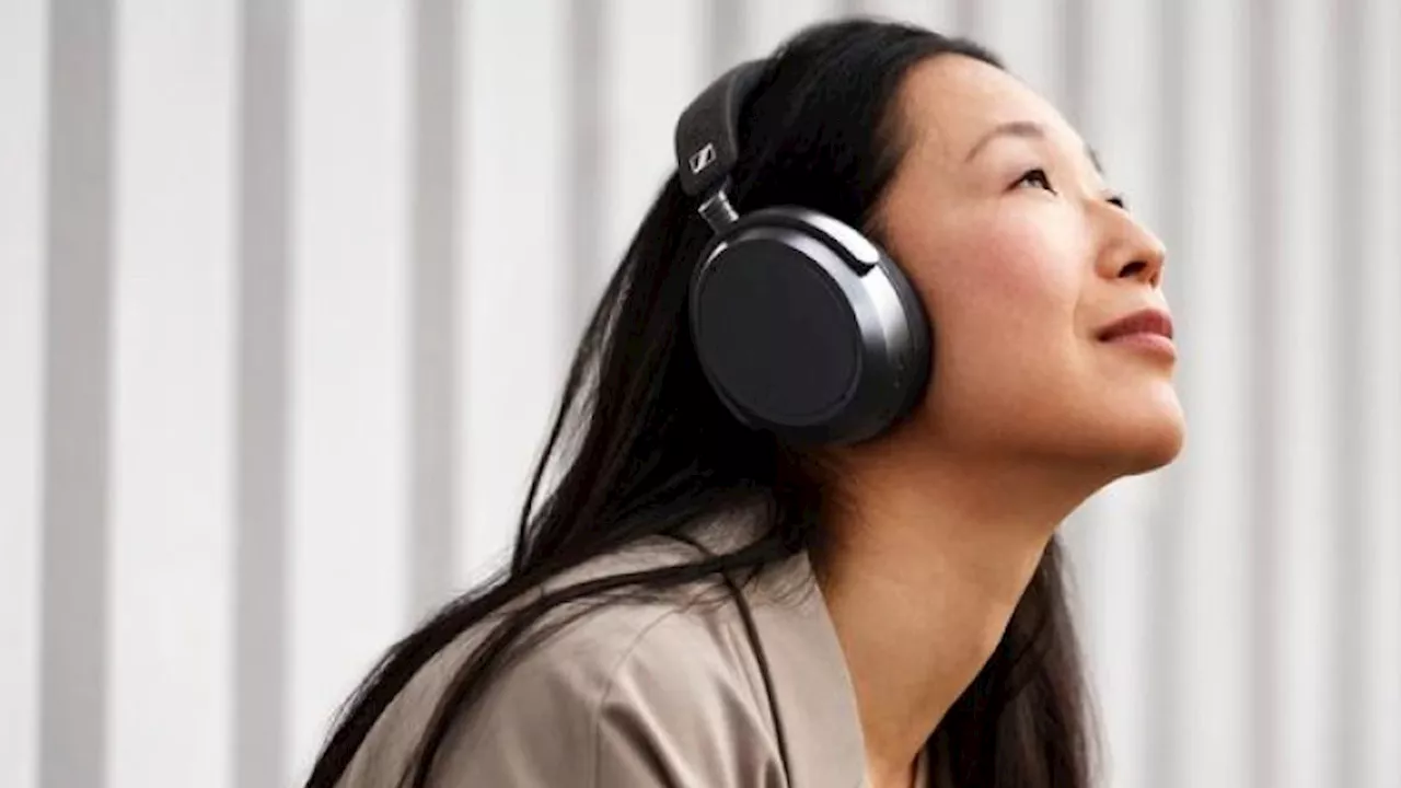 Hot Amazon offer makes the flagship Sennheiser Momentum 4 the headphones you should get