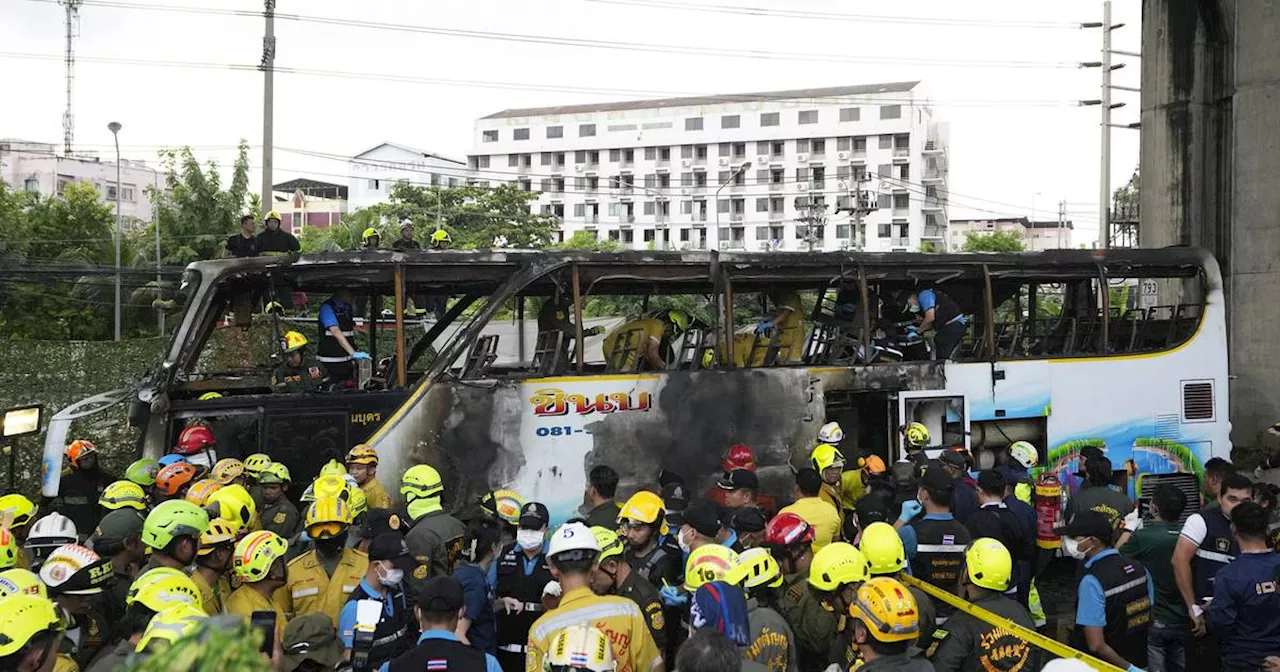 Bangkok: Schulbus brennt lichterloh - mehr als 20 Tote