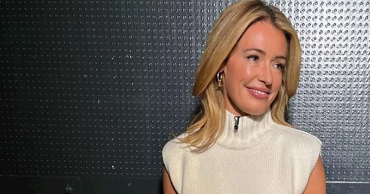 Cat Deeley nails autumn fashion with fabulous fringe skirt from River Island