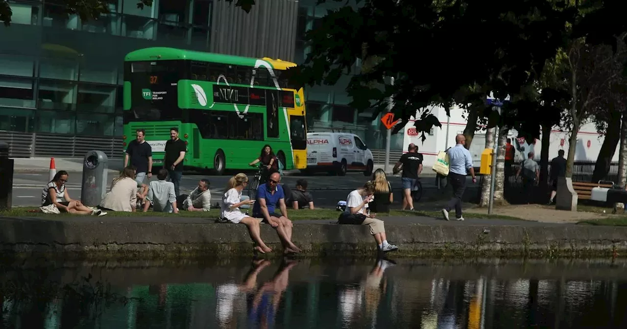 Exact date that Met Eireann forecast temperatures jumping up to 19 degrees