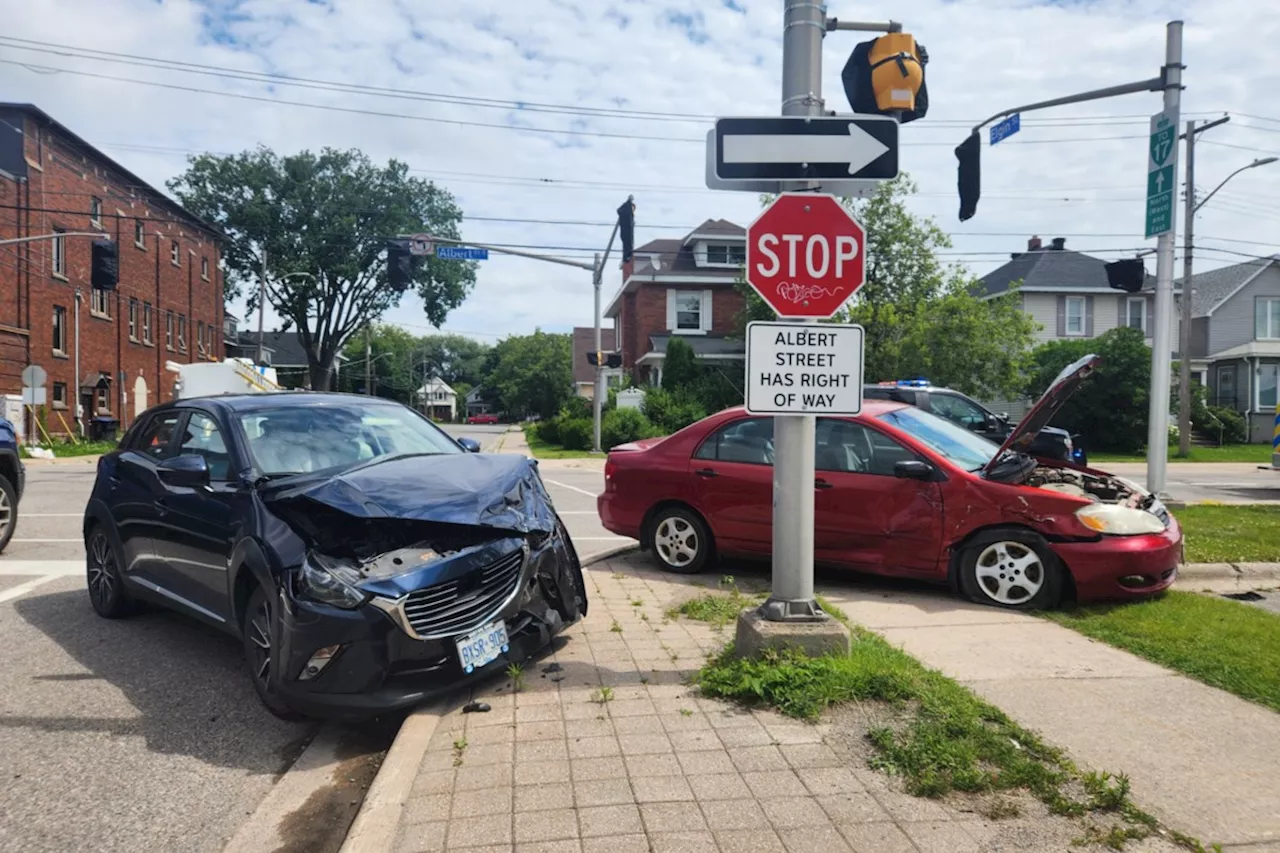 Sault drivers can now report their car crashes online