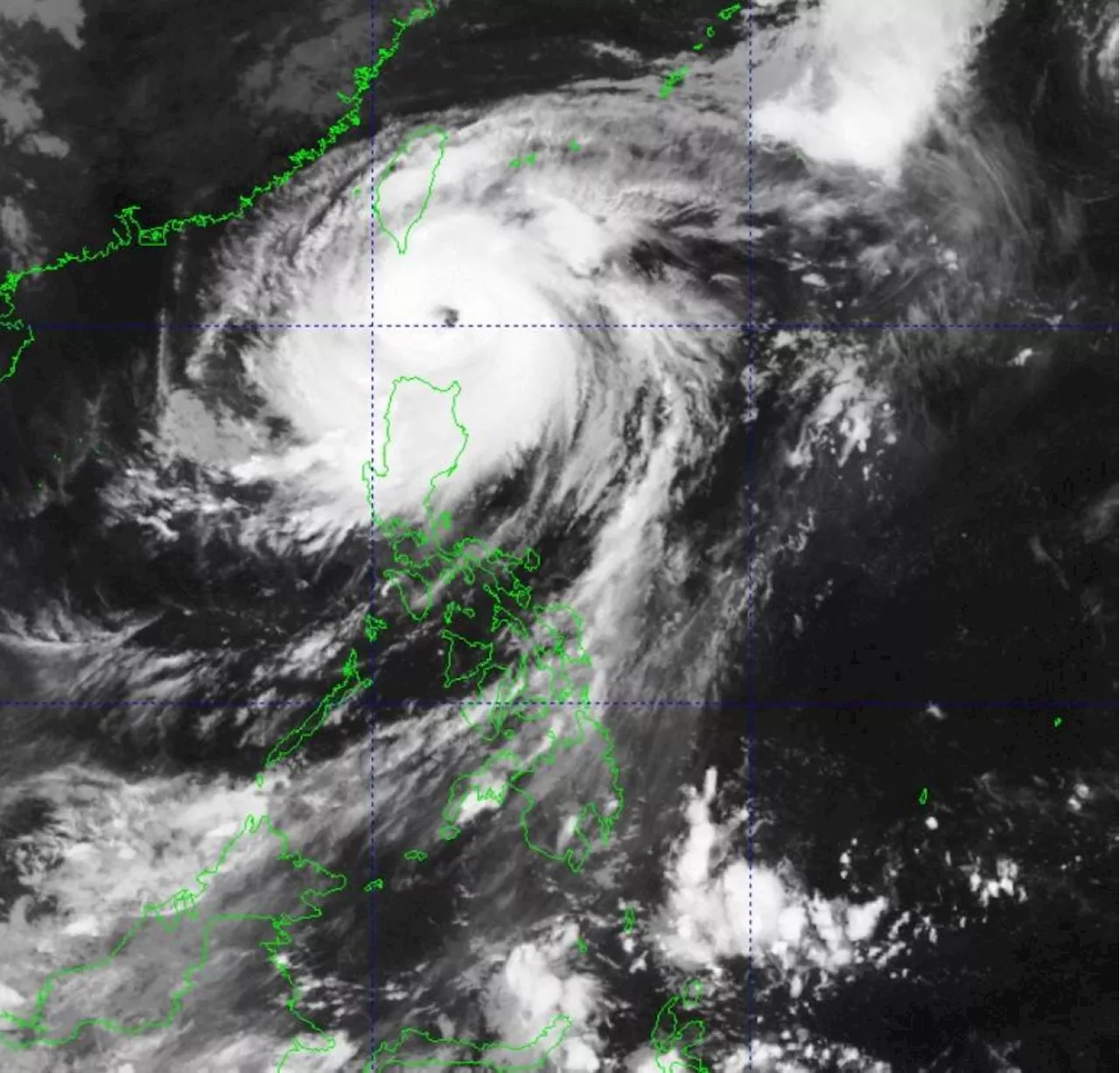 Signal No. 4 up in Batanes, Babuyan Island as Typhoon Julian whips northern Luzon