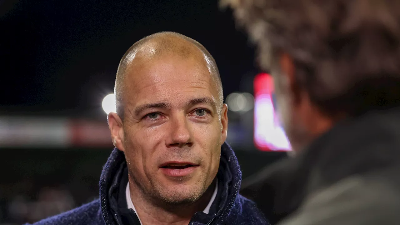 Danny Buijs haalt recht voor de camera keihard uit naar ESPN en de KNVB