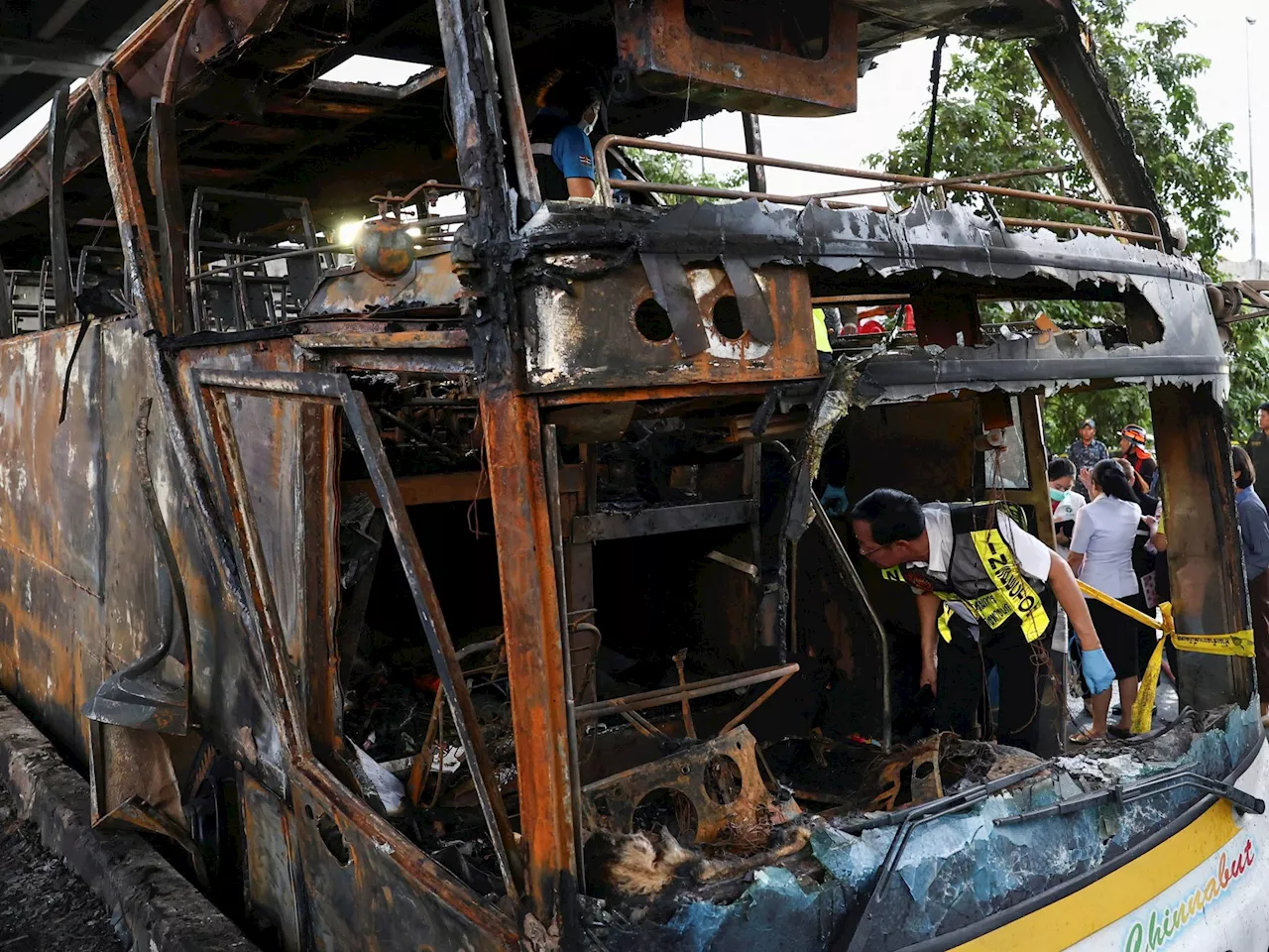 Feuerinferno in Schulbus: 25 Tote in Thailand befürchtet