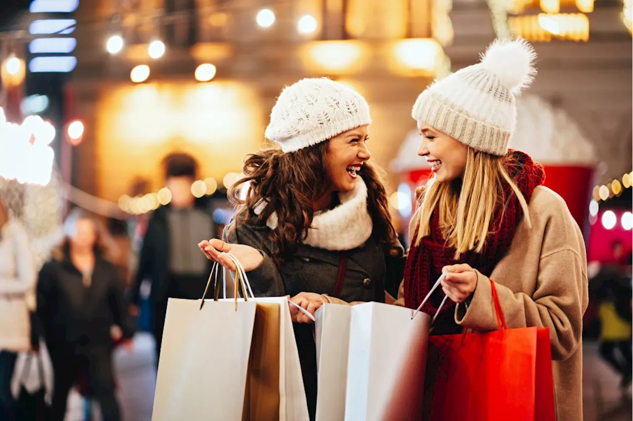 Holiday Sales Forecast Unveils Nuanced Consumer Spending Trends