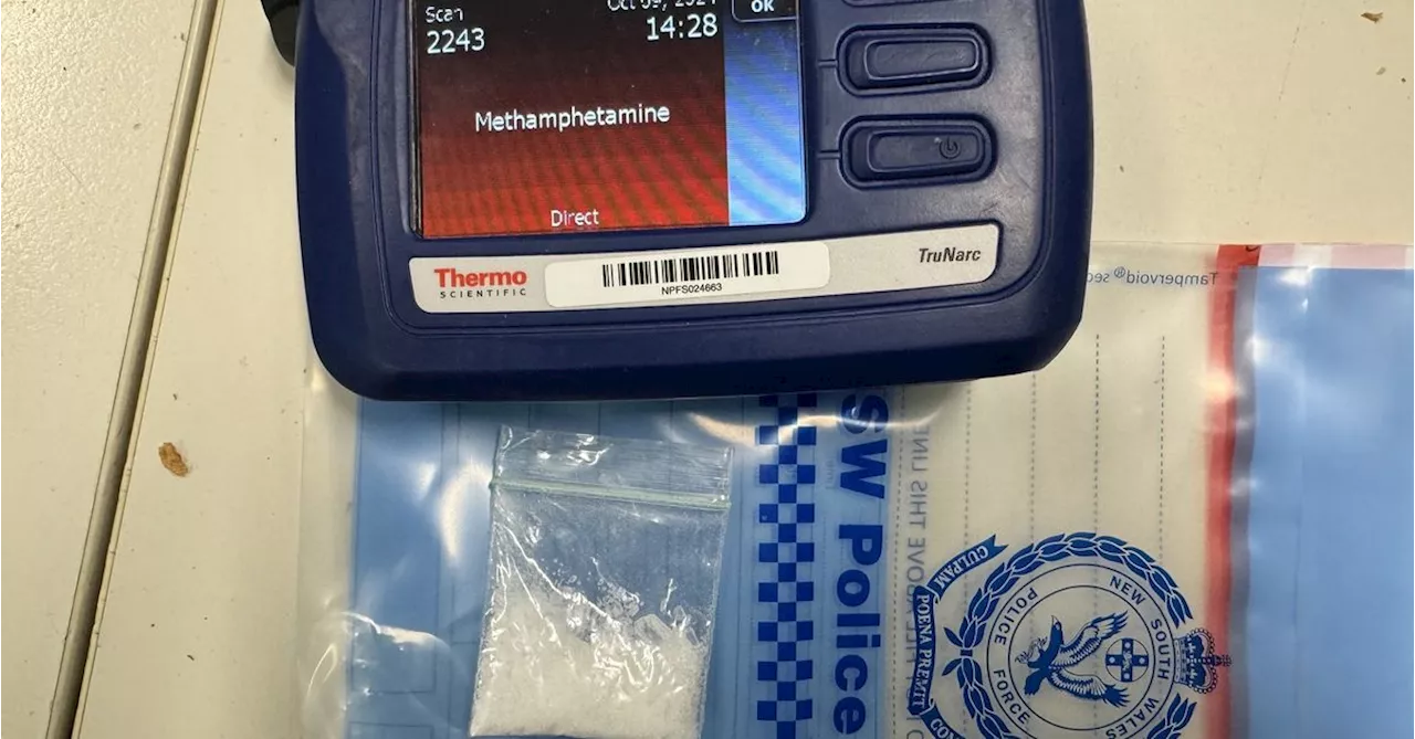 Police pull over bicycle rider for not wearing a helmet, discover he is carrying meth