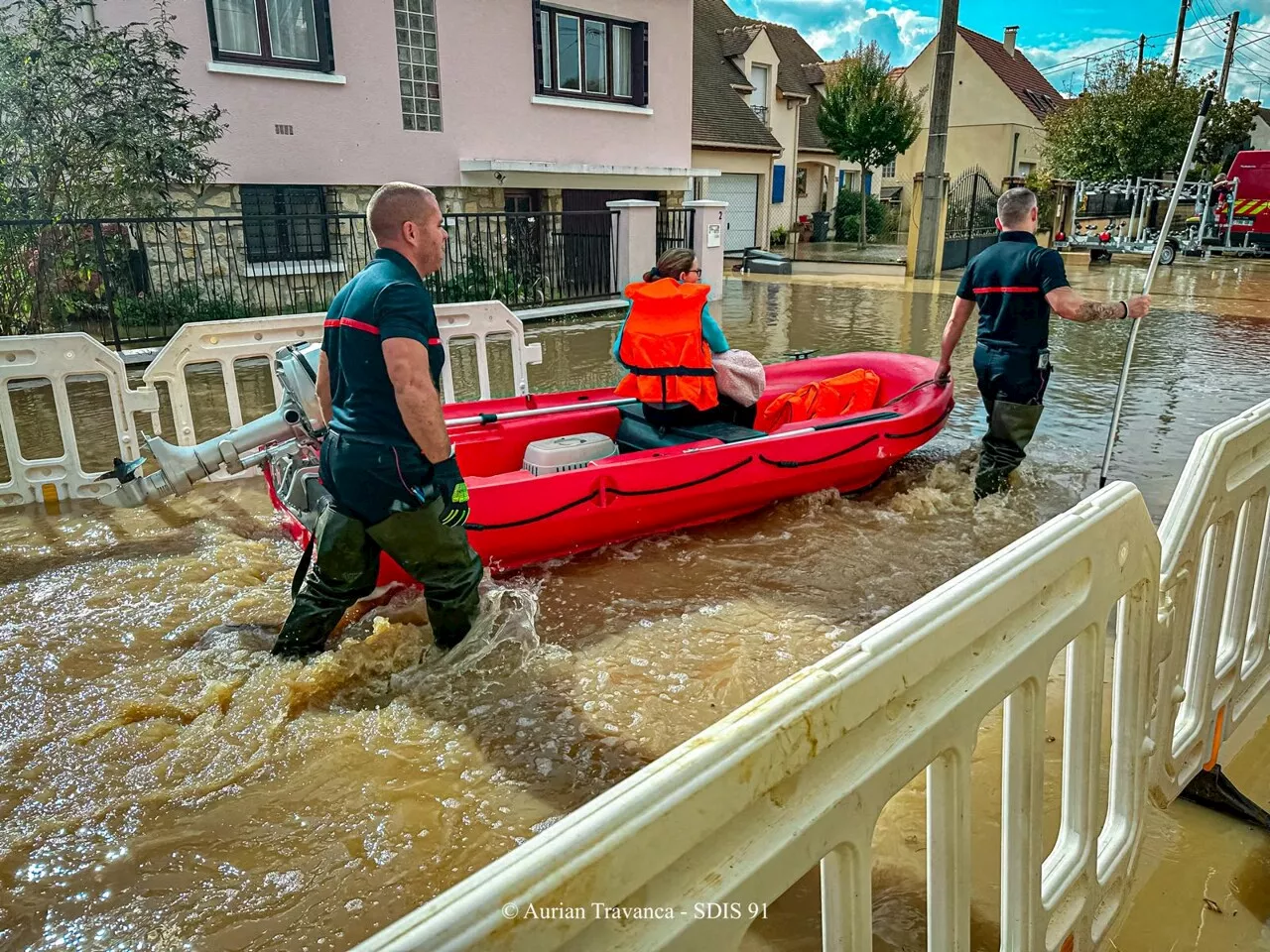 Tempête Kirk en Essonne : des communes restent touchées par des inondations, des améliorations sur les routes