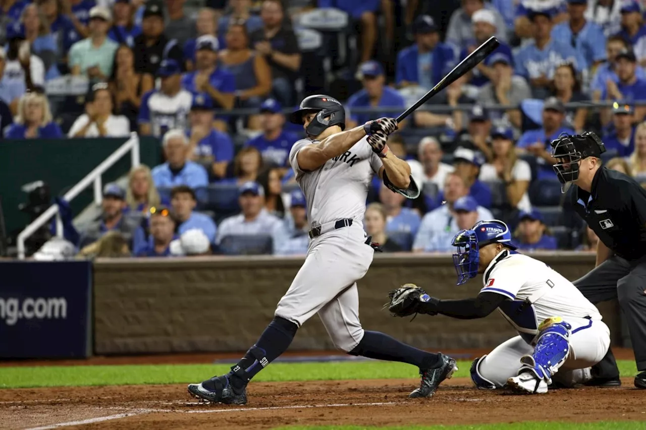 Stanton hits go-ahead homer, Yankees beat Royals 3-2 in Game 3 of the ALDS