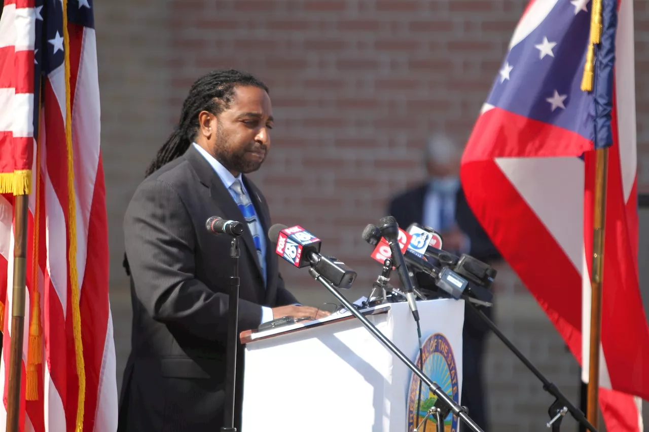 East Cleveland Mayor Brandon King indicted on charges of theft in office