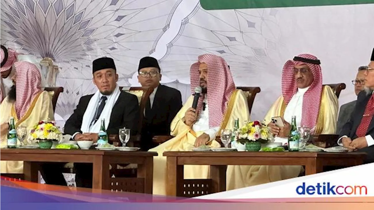 Imam Besar Masjid Nabawi Kunjungi Ponpes Darunnajah: Saya Kagum Pendidikan di Pesantren