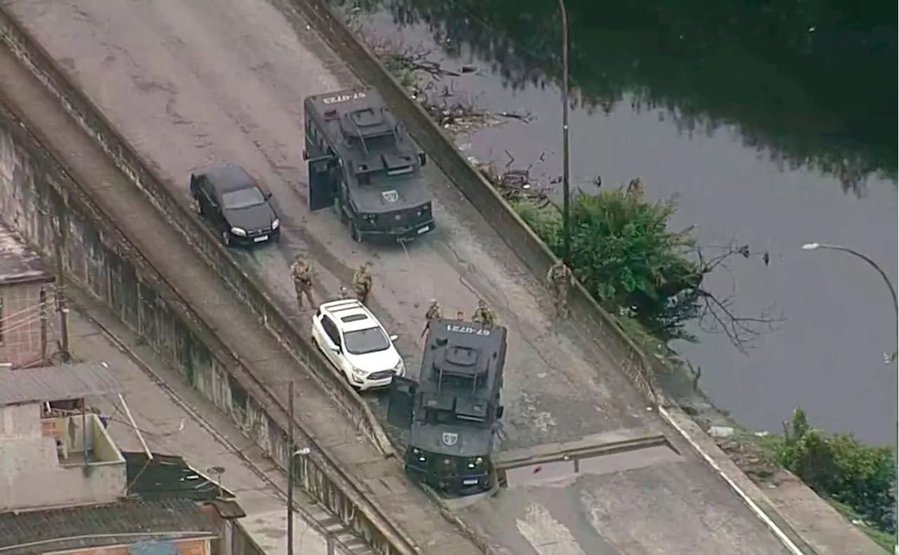 Polícia Civil faz operação em comunidades do Complexo de Israel; região teve intenso tiroteio