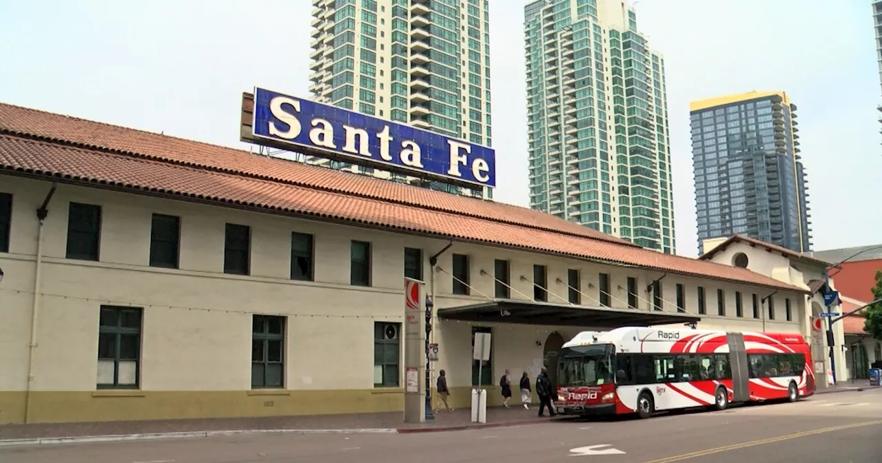 Oceanside-San Diego rail line will close Saturday for Del Mar Bluff stabilization work