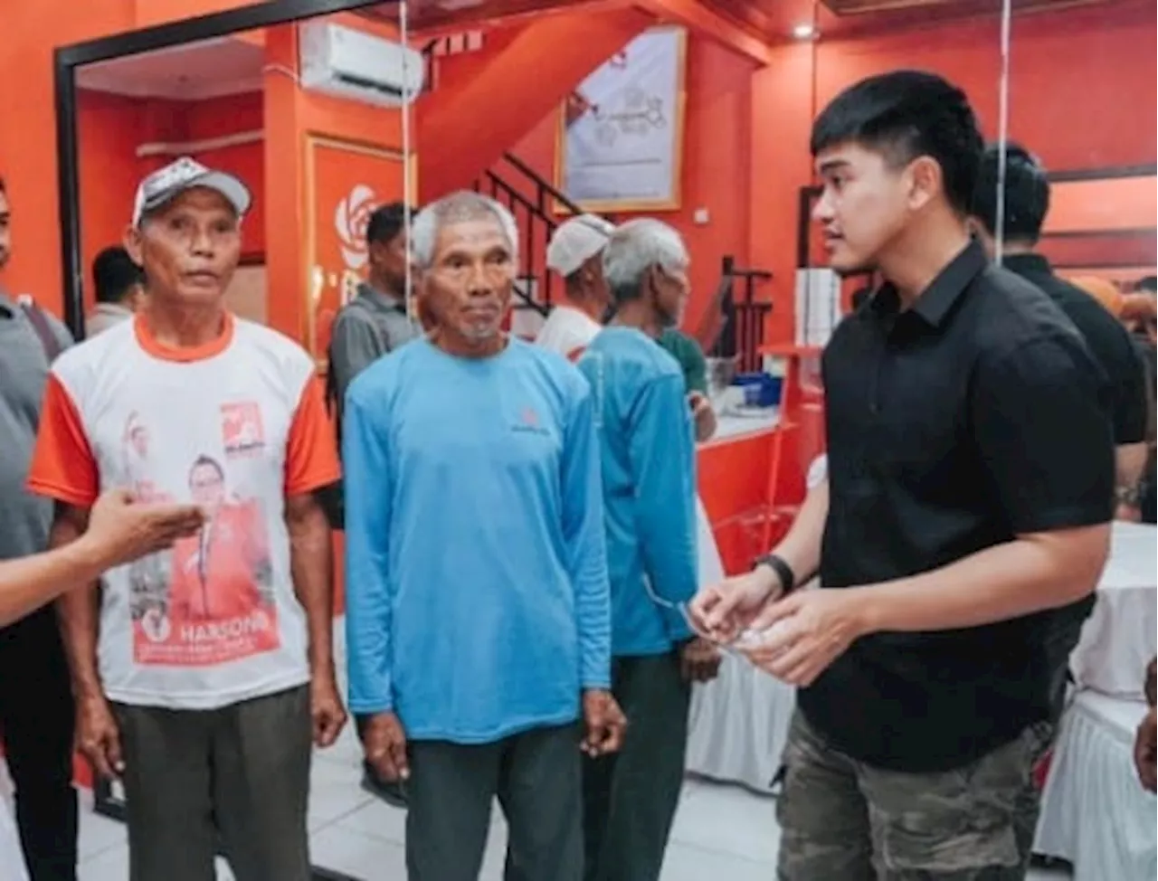 Aksi Dua Lansia Cegah Kecelakaan Kereta Diapresiasi Ketum PSI