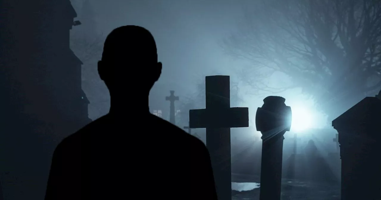 A surprise arrival at Zak's funeral in Emmerdale shocks the Dingles