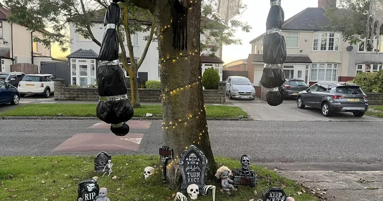 Merseyside Mum forced to removed 'body bag' from Halloween display