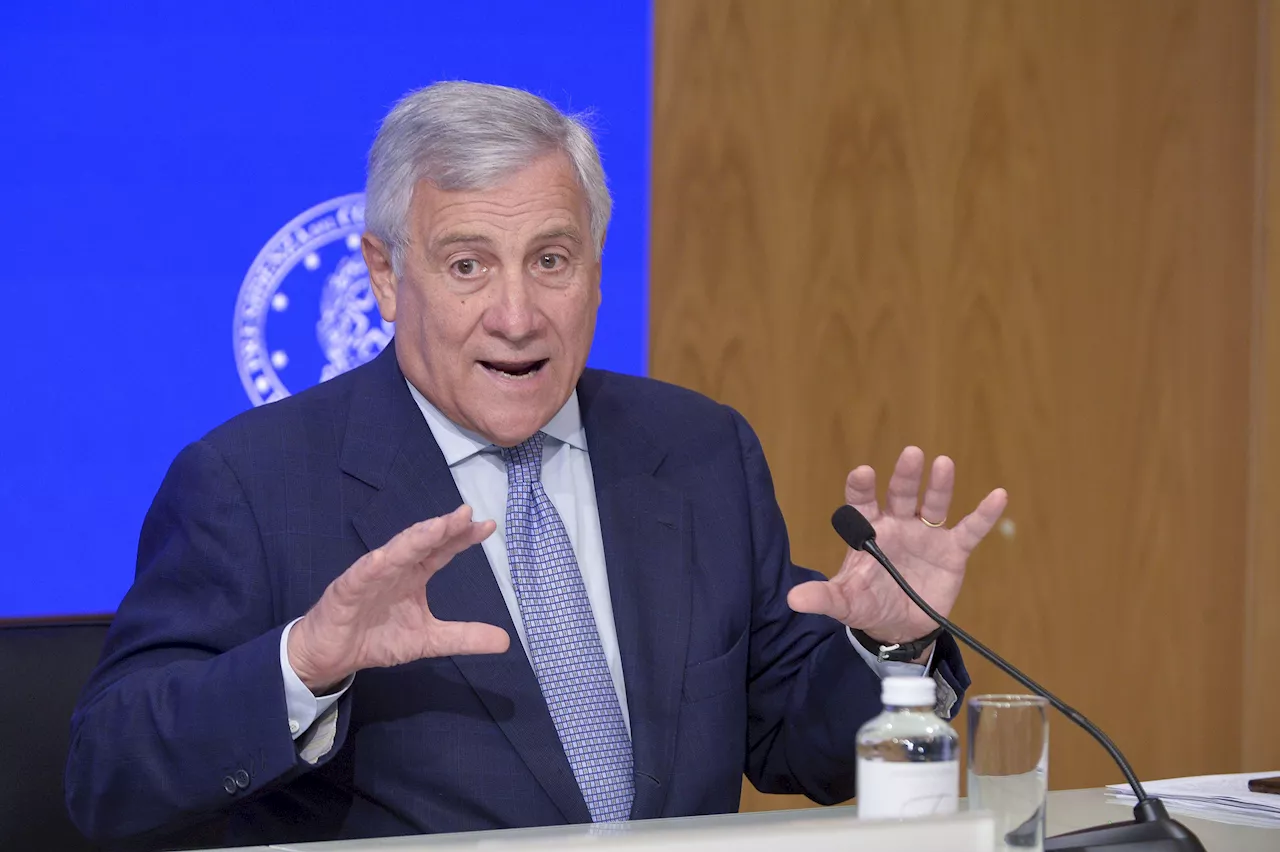 Israele e attacchi a Unifil, Tajani: 'Inaccettabile, basi Onu vanno tenute fuori'