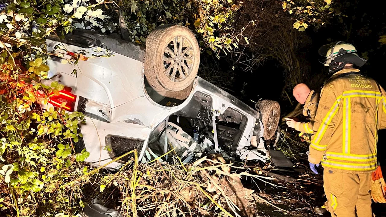 Unfall auf A42: Vier Menschen aus Auto bei Duisburg (NRW) befreit