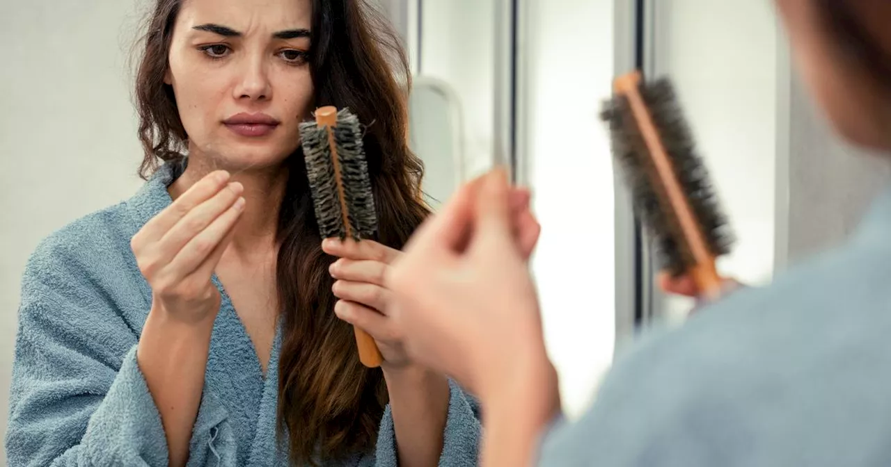 Gefährliche Sleek-Looks: 2 beliebte Frisuren können Haarausfall verursachen