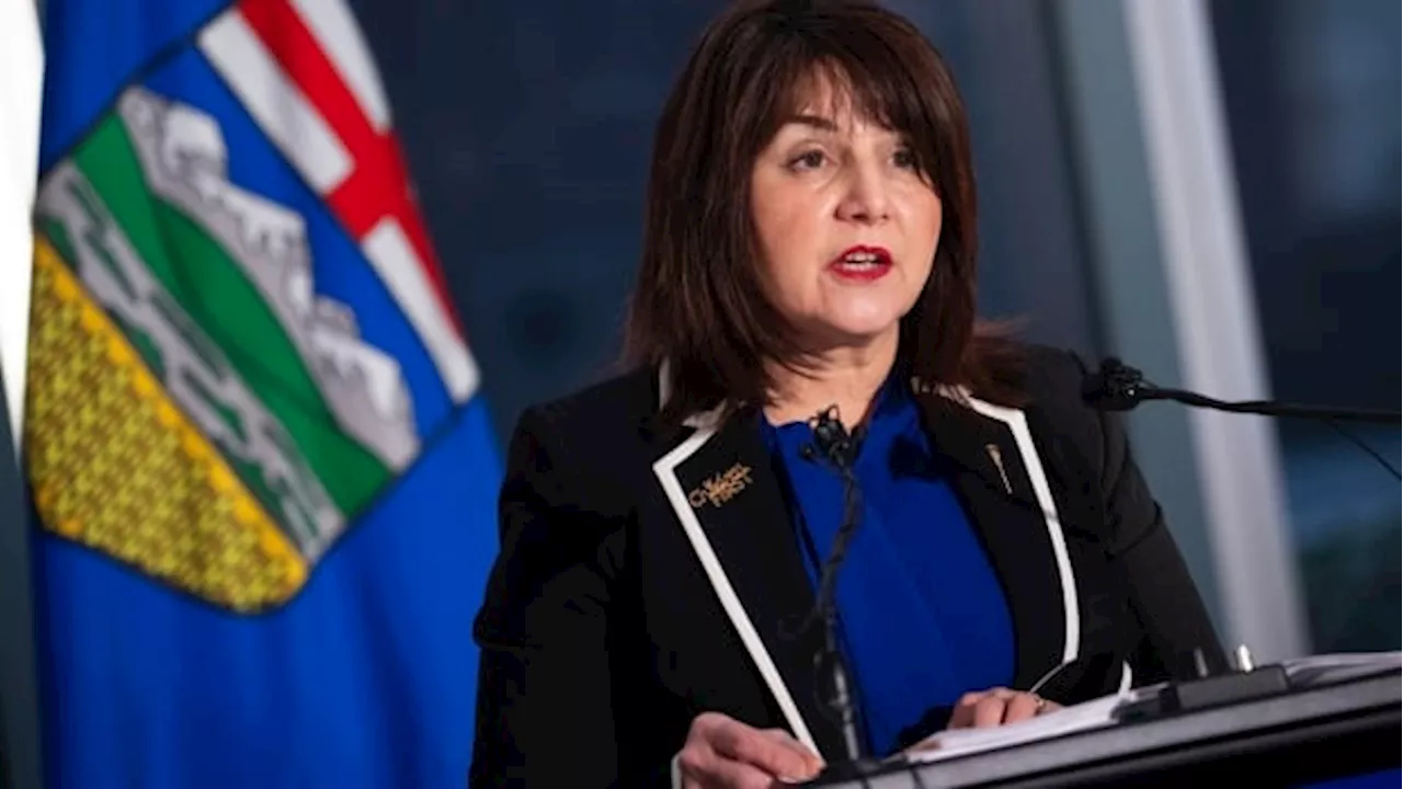 Alberta not aligned with federal pharmacare: provincial health minister