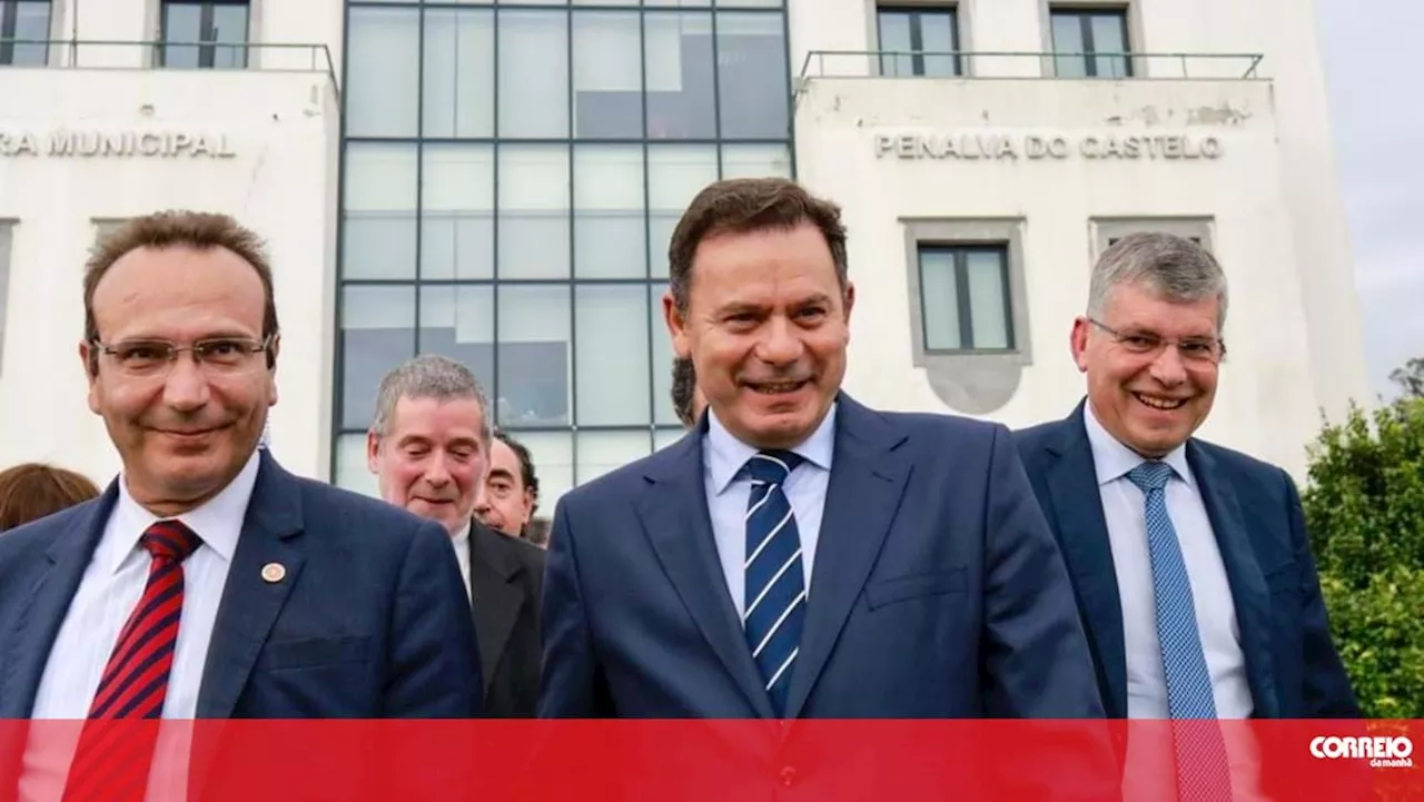 Primeiro-ministro entrega primeiro apoio a agricultores em Penalva do Castelo afetados por incêndios