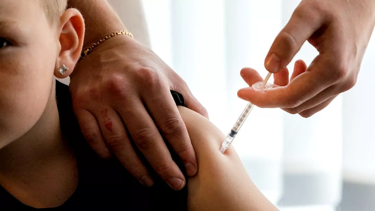 Med hpv-vaccinet skulle vi kunna utrota cancern – om bara fler fick sprutan, skriver Lisa Magnusson