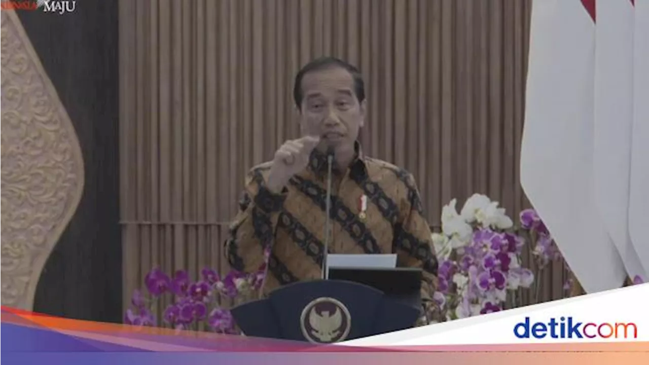 Jokowi Curhat Tingkat Kepuasan Rakyat Anjlok Gara-gara Naikkan Harga BBM