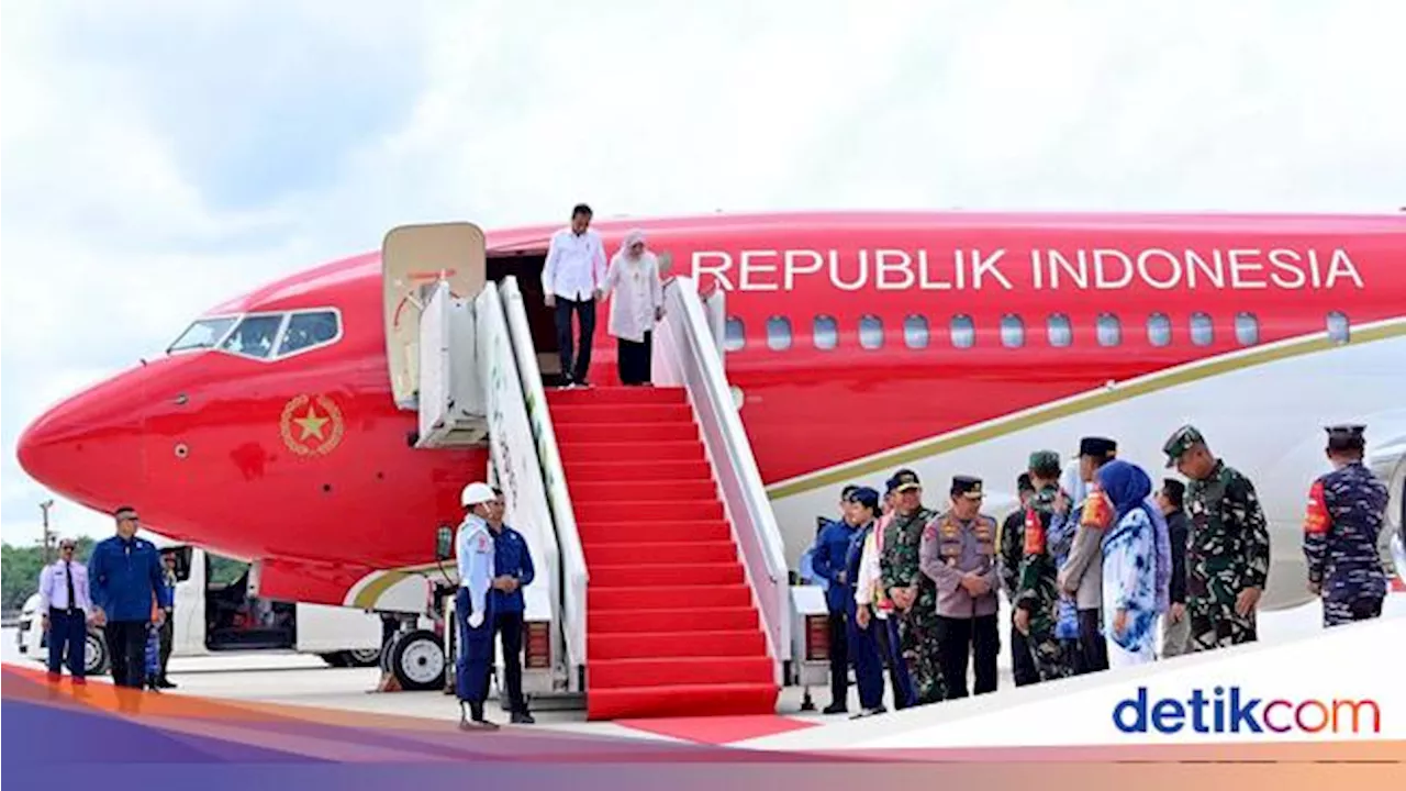 Jokowi Tiba di Bandara IKN Pakai Pesawat Berbadan Lebar