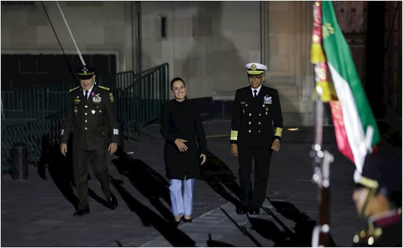 Claudia Sheinbaum conmemora 200 años de la República; 'todavía nos queda camino por andar'