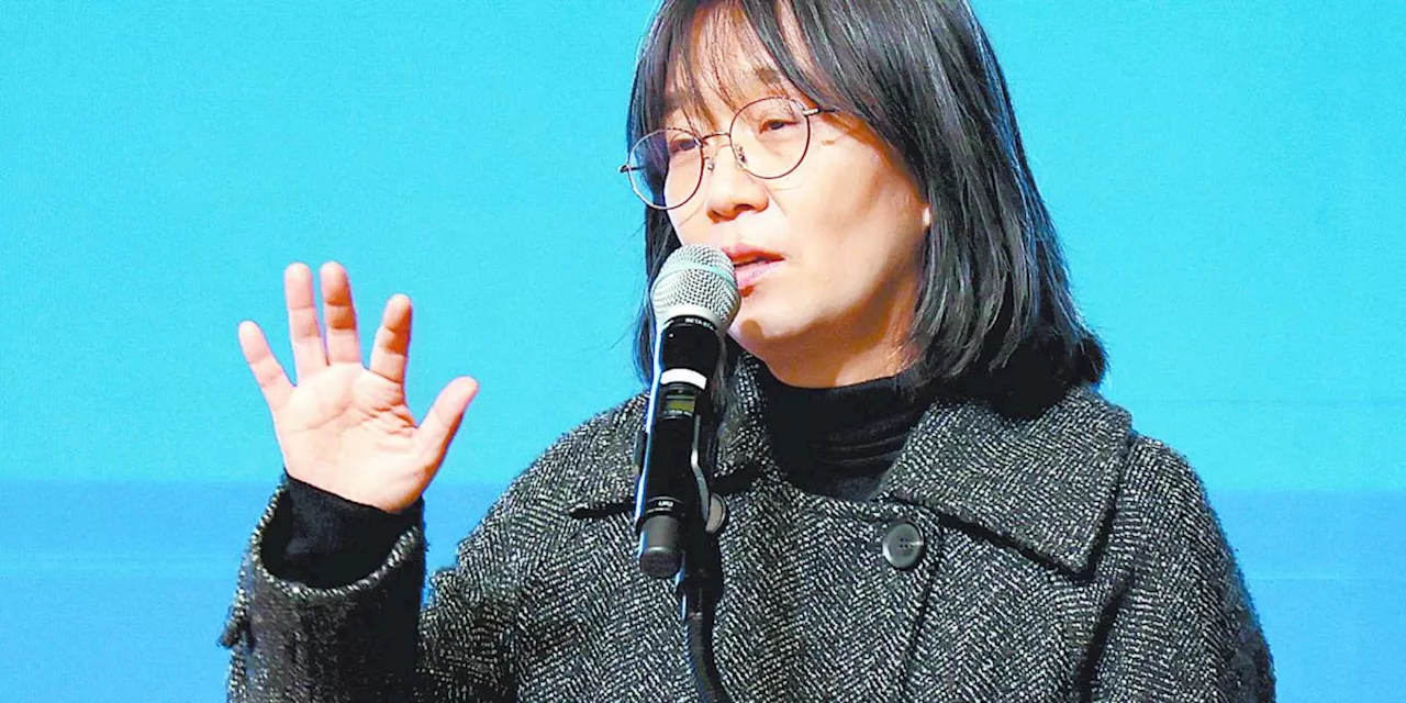 “Voy a celebrar con una taza de té”: Han Kang, Nobel de Literatura 2024