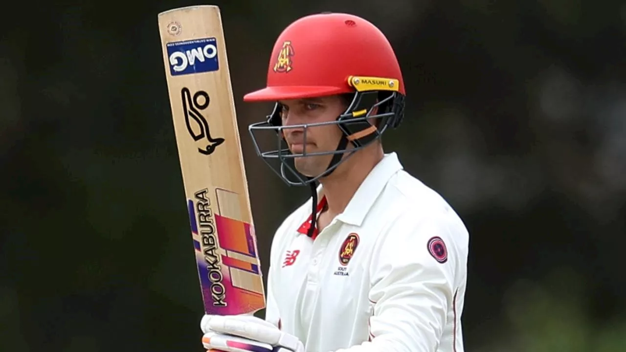 Superb Carey’s 132-ball masterclass as Test gloveman wins big Lyon battle