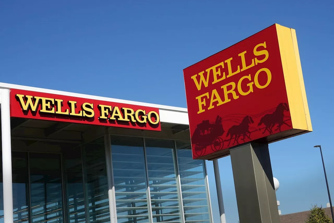 Wells Fargo forecasts bigger-than-expected drop in 2024 interest income