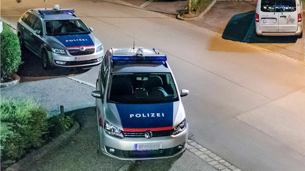 Frau erkennt Männer wieder und ruft sofort die Polizei