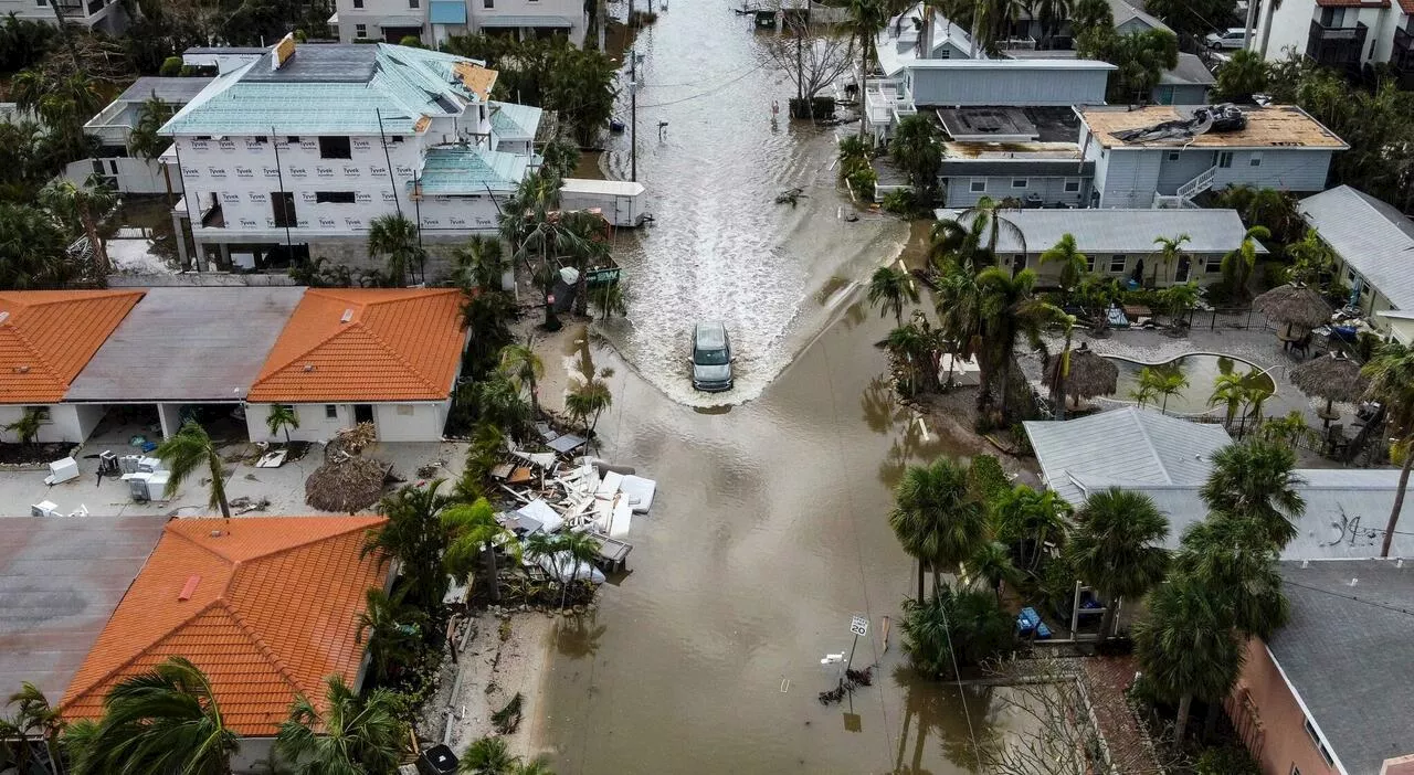 Uragano Milton, le teorie del complotto (false) virali negli Usa: «Il governo manipola il meteo. I fondi per g