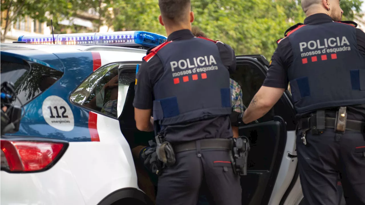 Detenido cuatro veces en una semana por robos en 14 vehículos en Barcelona