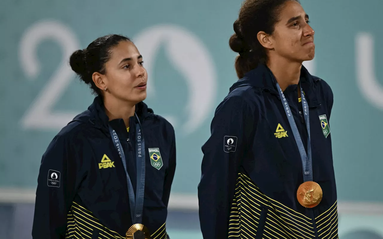 Ana Patrícia e Duda fazem primeiro jogo após ouro olímpico no vôlei de praia