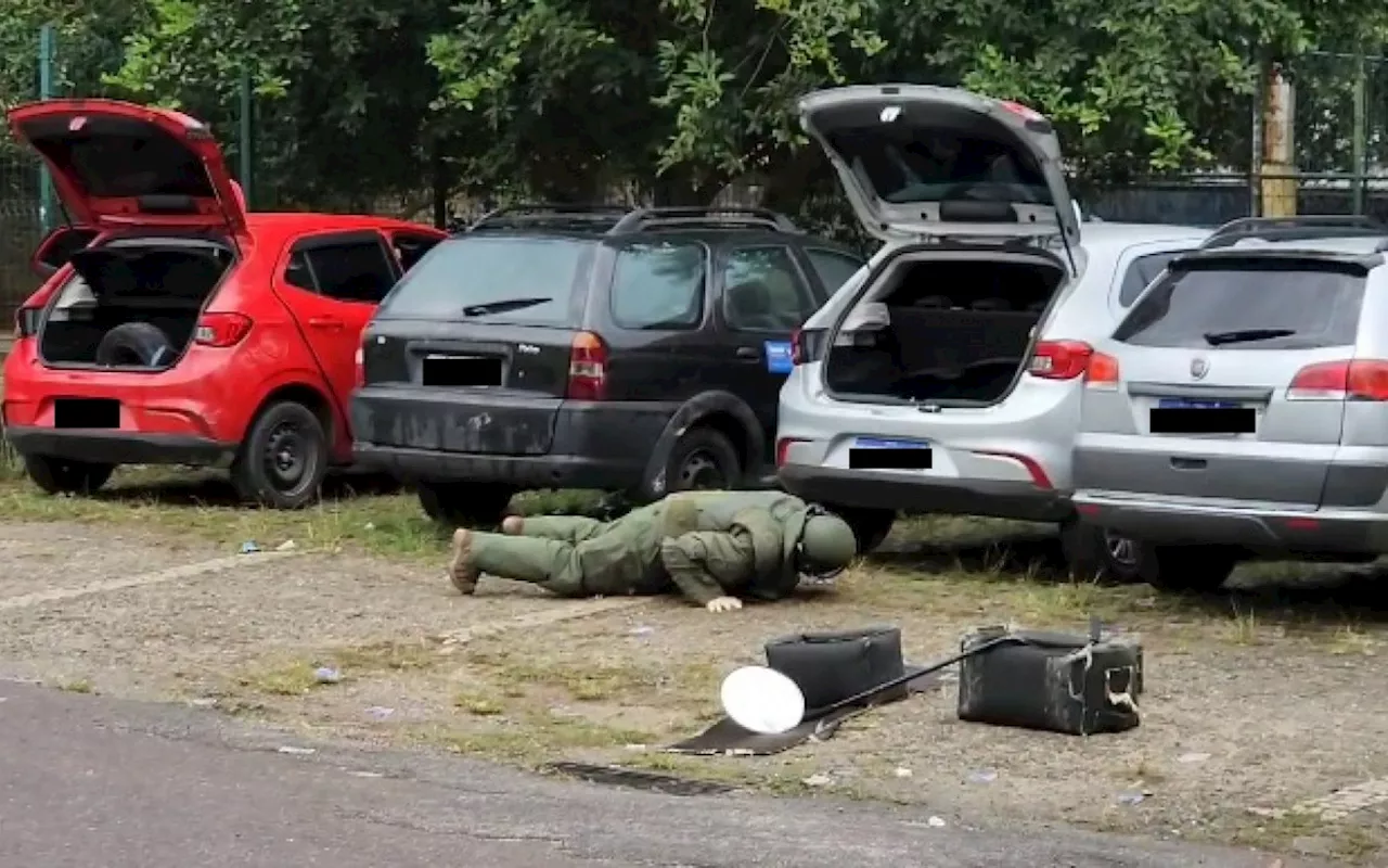 Polícia encontra carros com explosivos entre escolas e UPA em Santa Cruz