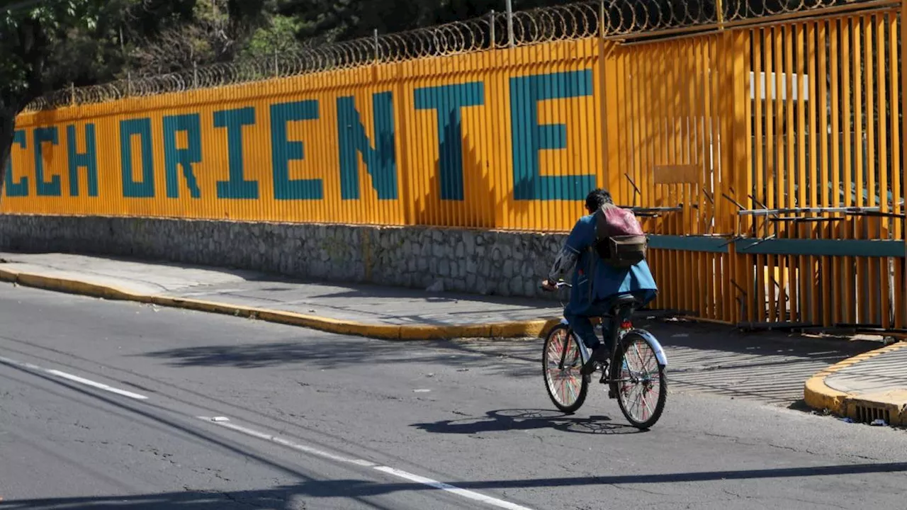 Suspenden clases en el CCH oriente; un estudiante se encuentra hospitalizado