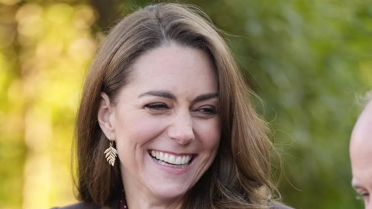 Kate Middleton Kembali Tampil di Publik, Temani Pangeran William Temui Keluarga Korban Serangan Pisau di Kelas Tari