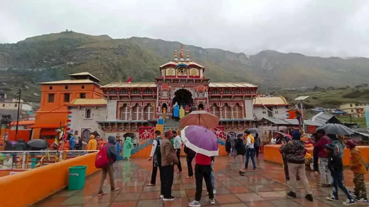 Uttarakhand Weather: पहाड़ों पर कड़ाके की ठंड की दस्तक, बद्रीनाथ धाम में बारिश, बर्फबारी से और गिरेगा तापमान