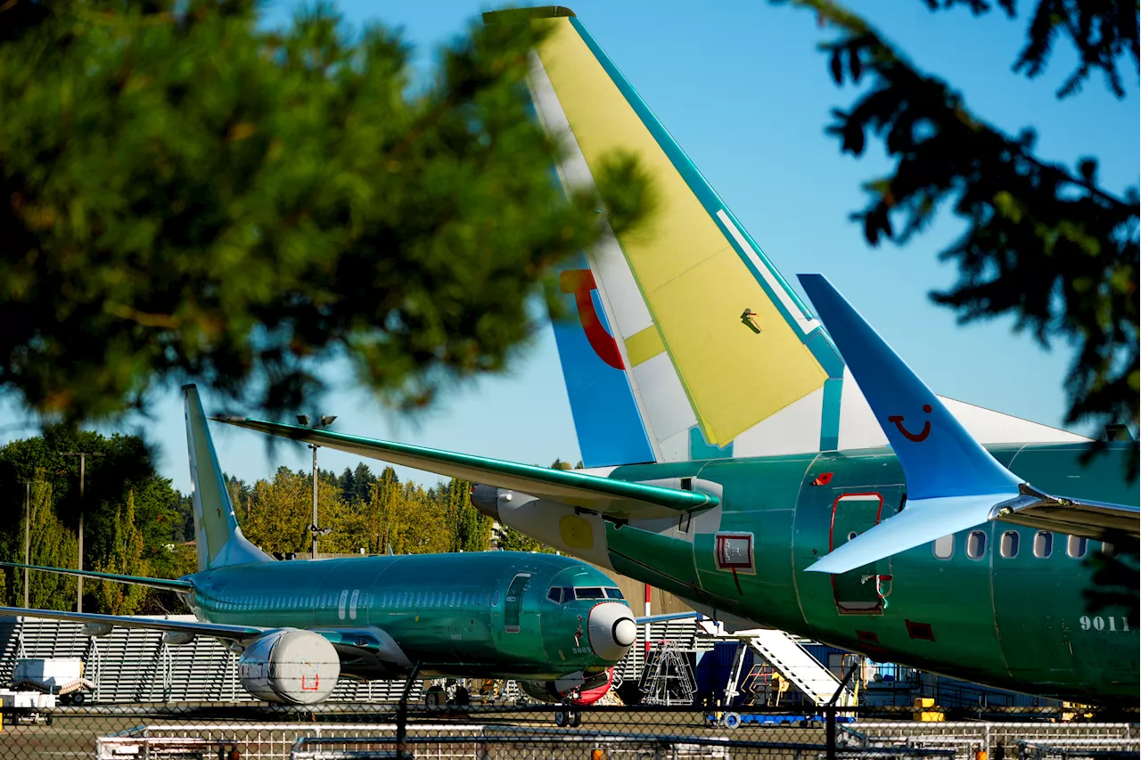 Boeing to lay off 10% of workforce as strike cripples plane production