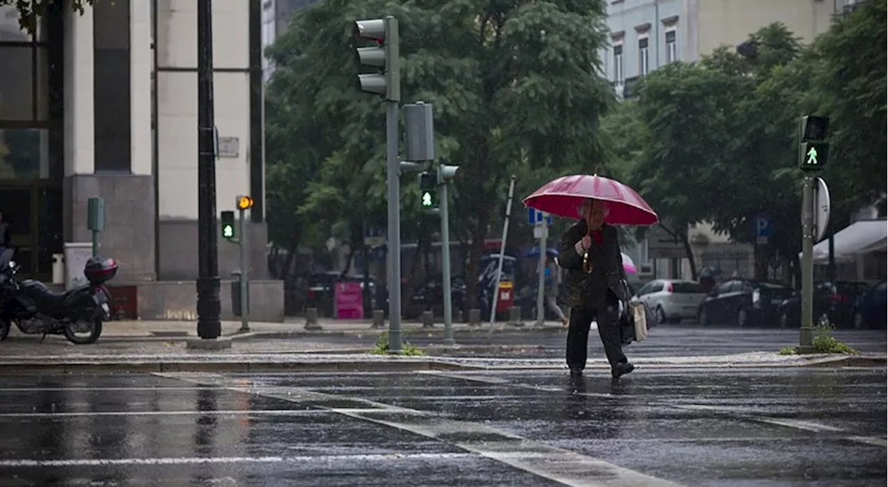 Faro, Beja, Setúbal e Lisboa sob aviso laranja devido à chuva forte