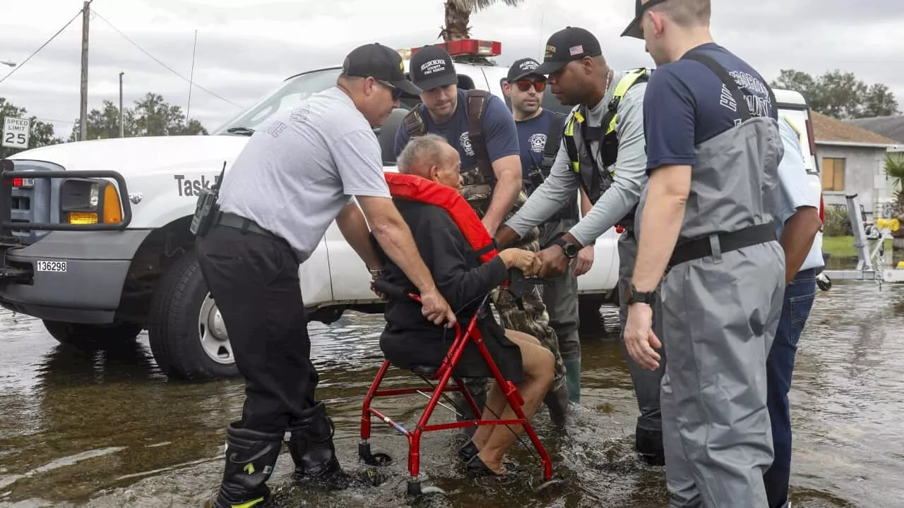 Florida starts to clean up after hurricanes cause widespread devastation