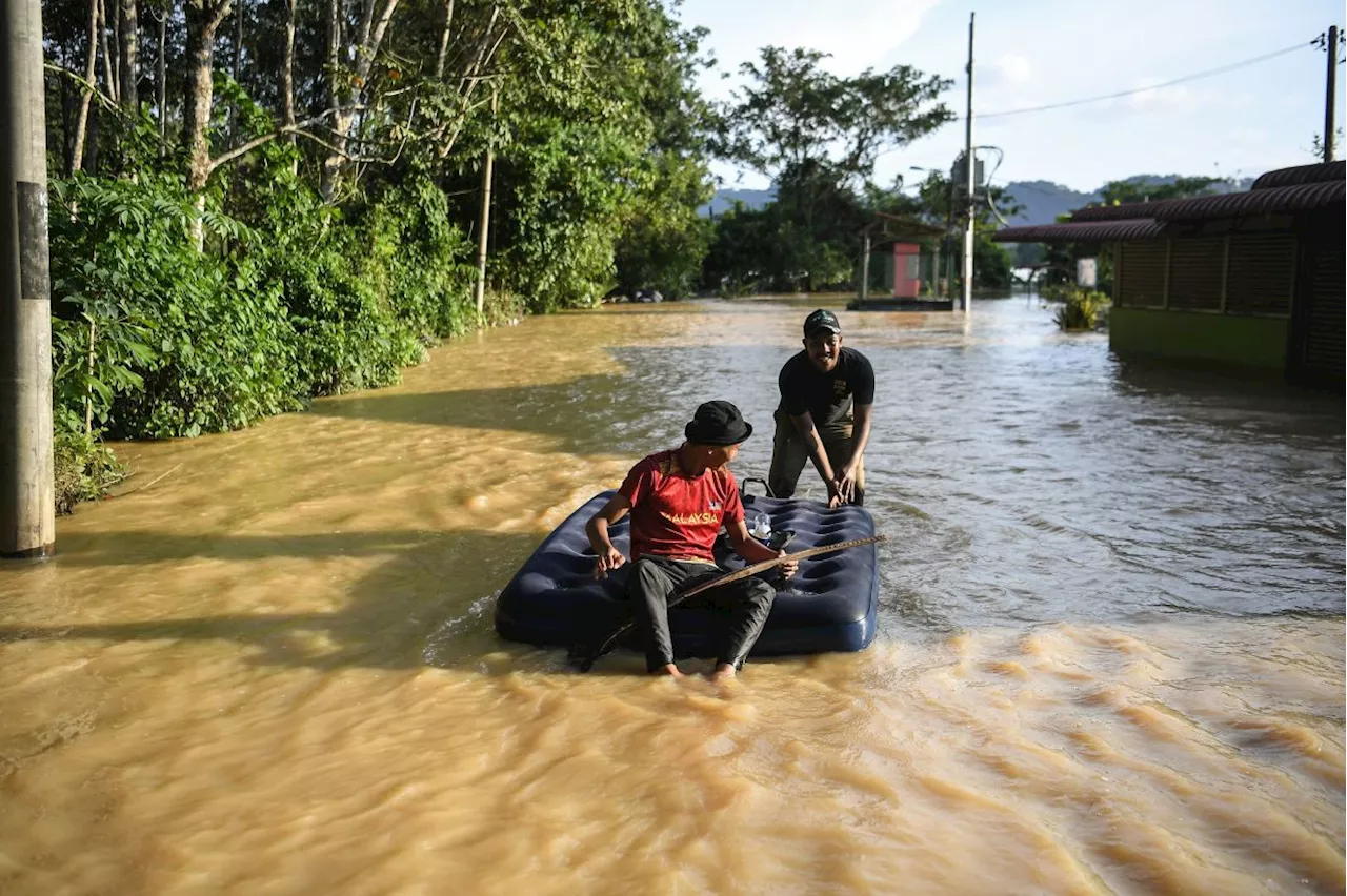 Kedah and Perlis see drop in flood victims as weather warning remains